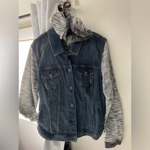 Torrid denim jean jacket hooded with sweater knit sleeves and hoodie